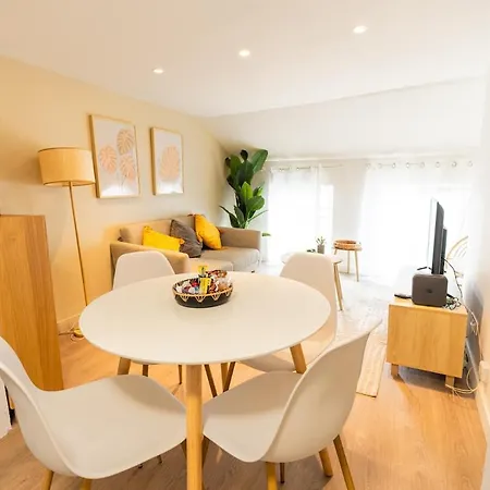 Duplex Confortable En Centre Avec 2 Chambres Chalons-en-Champagne Exterior photo