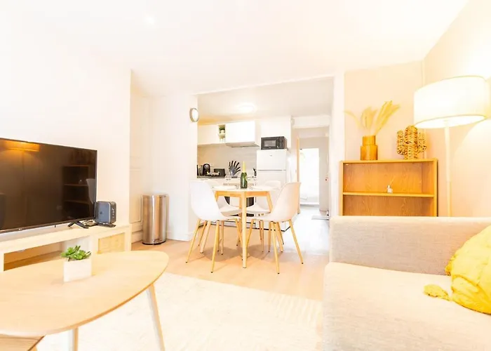 Duplex Confortable En Centre Avec 2 Chambres